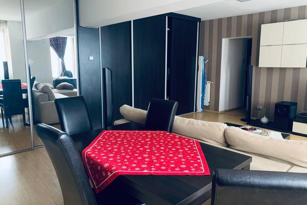 Cozy 2 Rooms Apartment Close To City Center Бухарест Екстер'єр фото