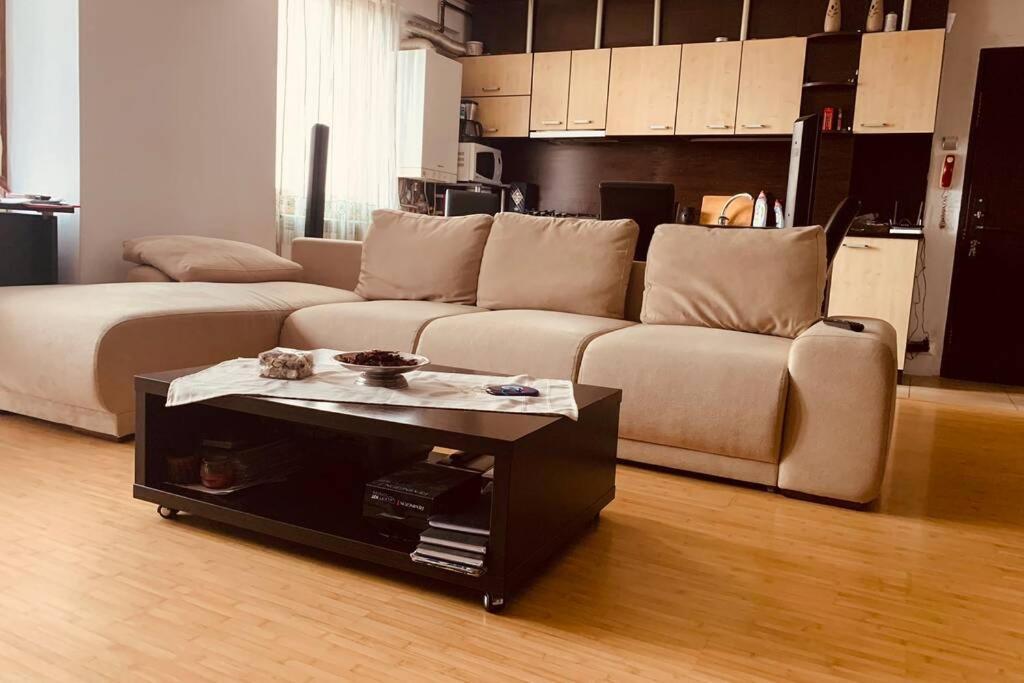 Cozy 2 Rooms Apartment Close To City Center Бухарест Екстер'єр фото