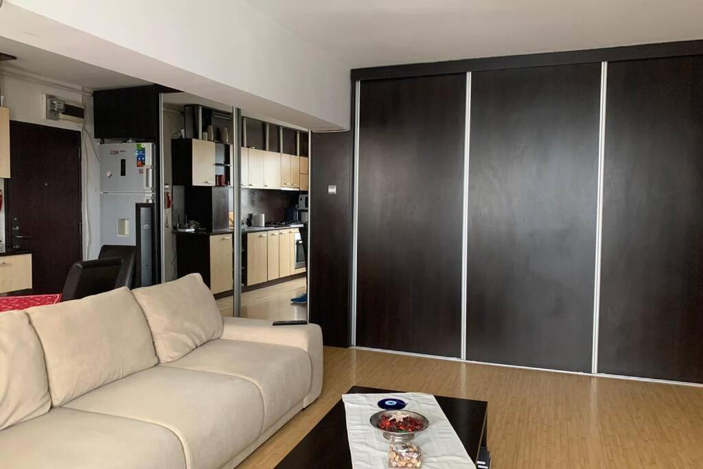 Cozy 2 Rooms Apartment Close To City Center Бухарест Екстер'єр фото